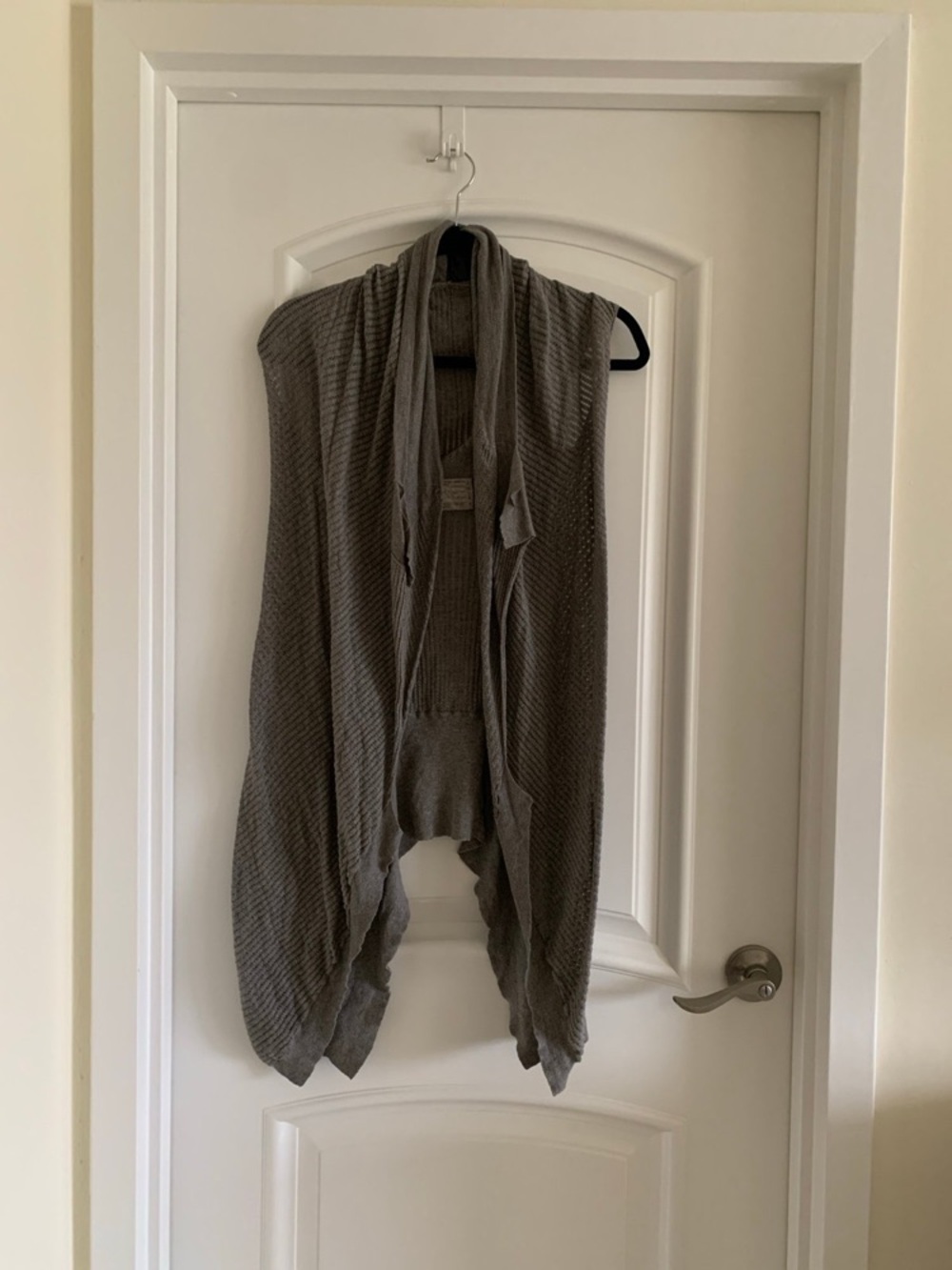 Draped Open-Front Knit Vest - Gray